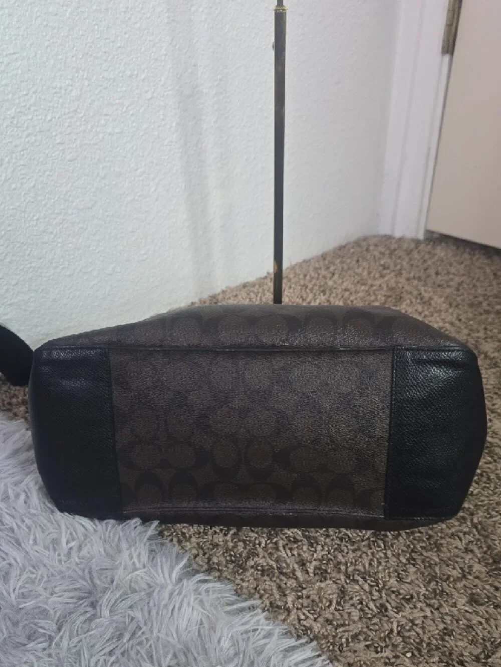 Coach Dark Brown & Black Mono Signature Medium Tote W/ Silver Hardware (EUC)🖤